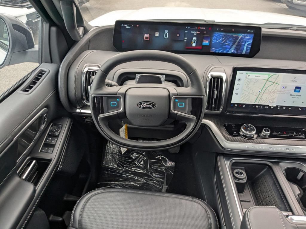 Used 2025 Ford Expedition Platinum w/ Stealth Performance Package AWD/4WD image 20