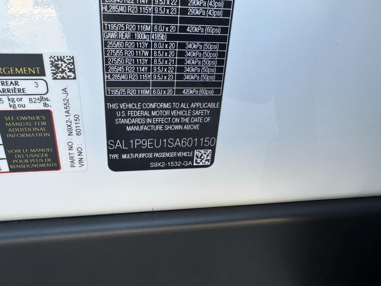 Used 2025 Land Rover Range Rover Sport SE image 33