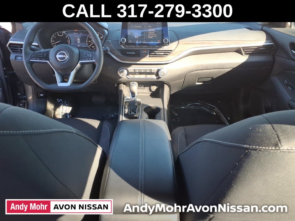 Used 2025 Nissan Altima 2.5 SV AWD/4WD image 40