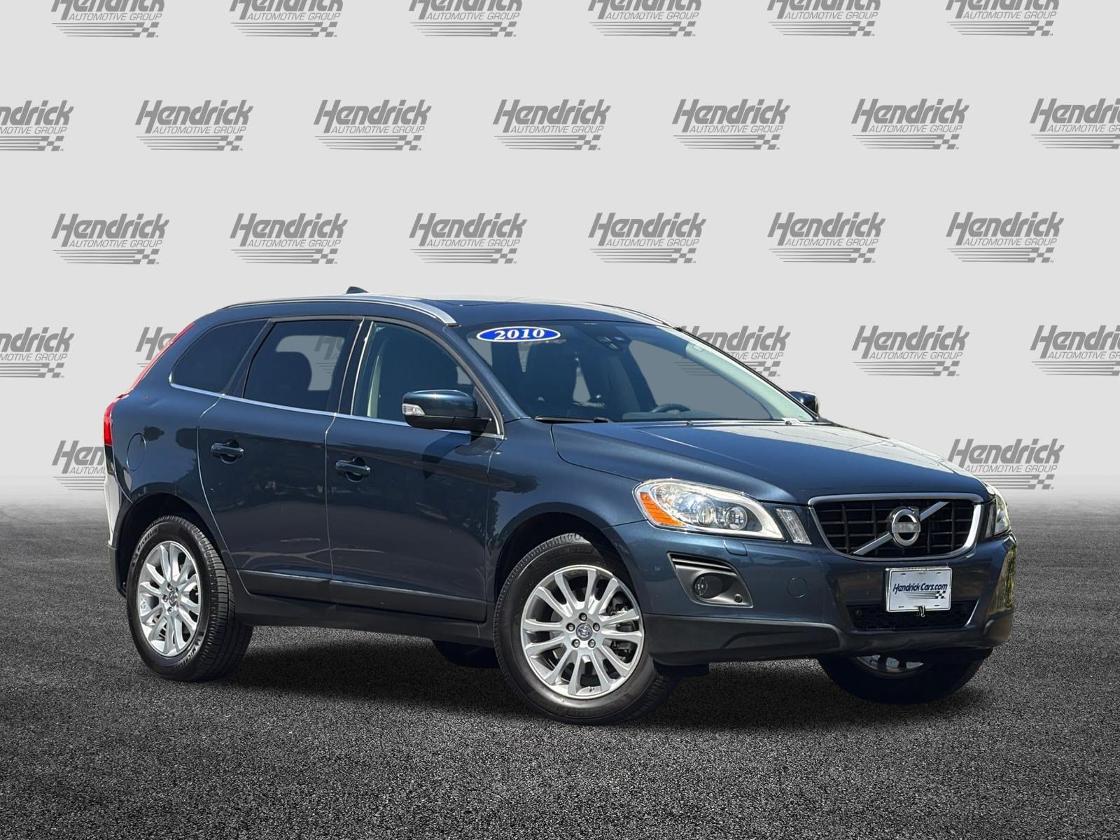 Used 2010 Volvo XC60 T6 AWD/4WD image 2