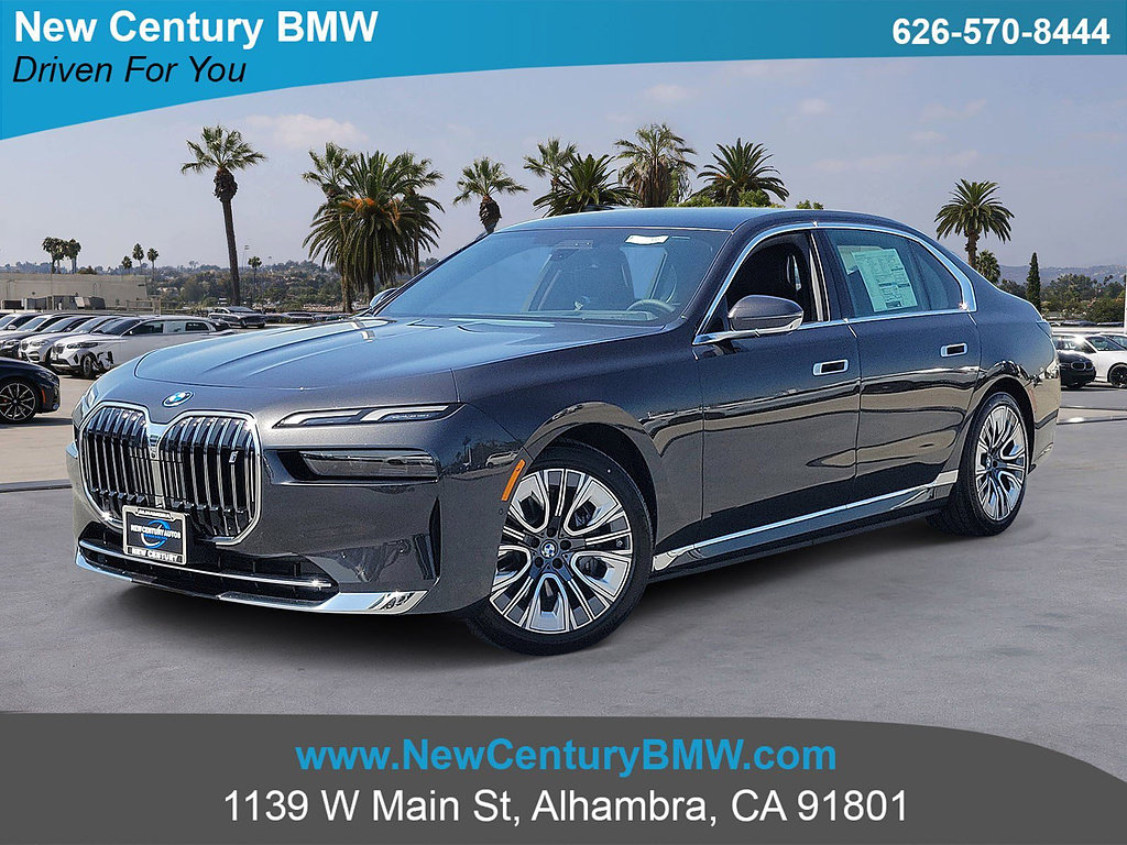 New 2026 BMW i7 M70