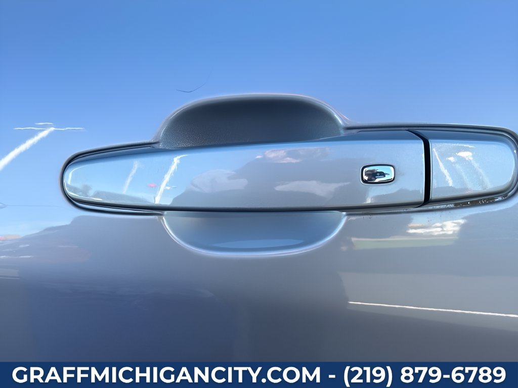 Used 2024 Chevrolet Equinox LT AWD/4WD image 44