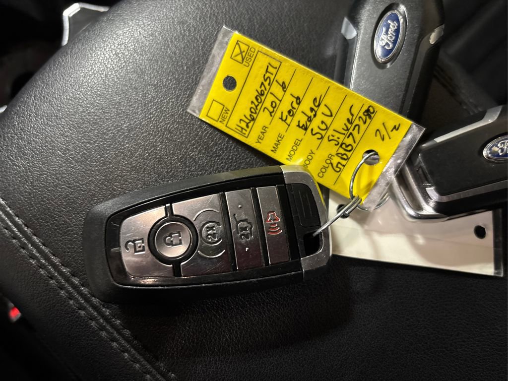 Used 2016 Ford Edge SEL w/ Equipment Group 201A image 38