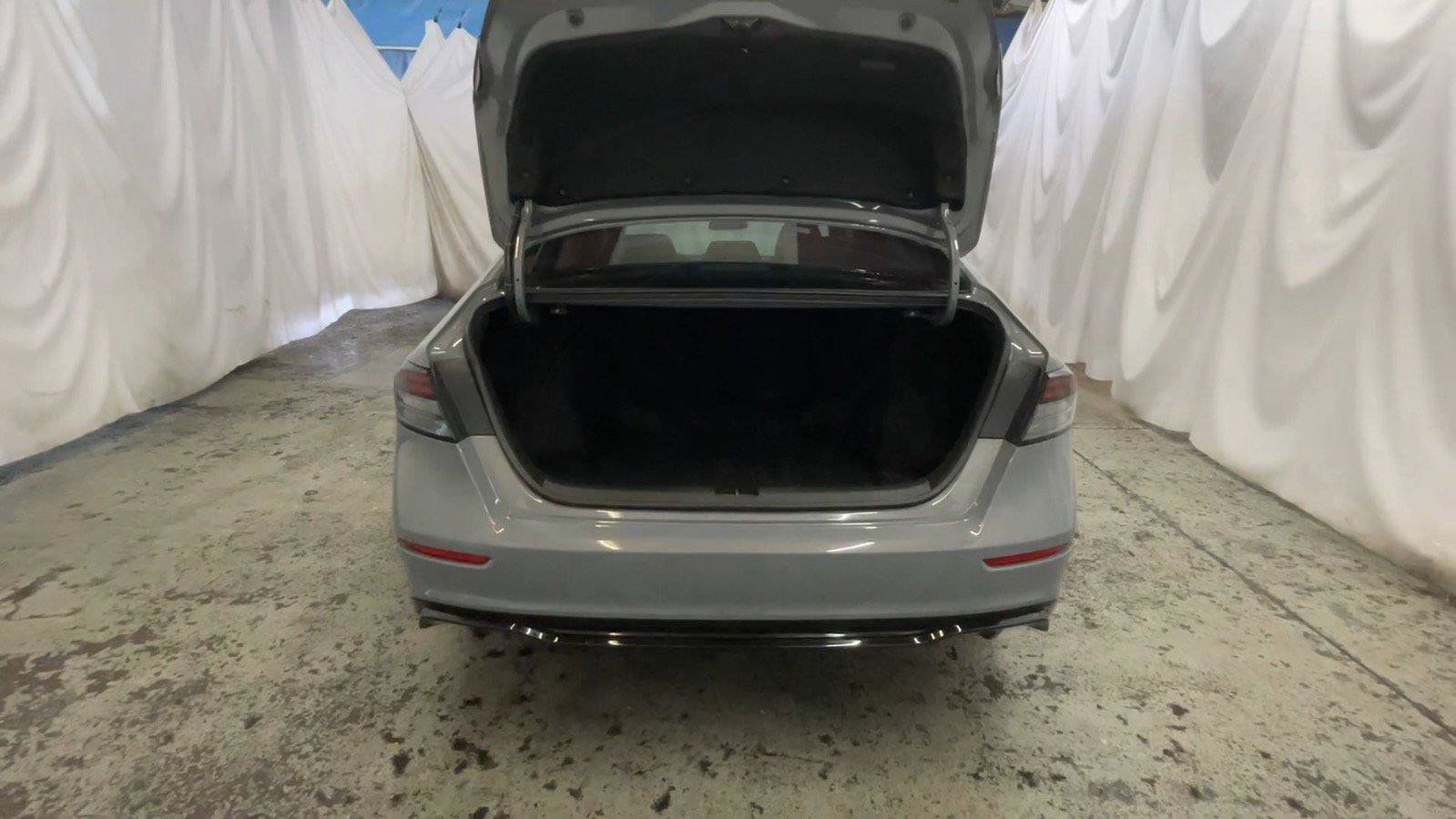 Used 2025 Honda Accord Sport image 19