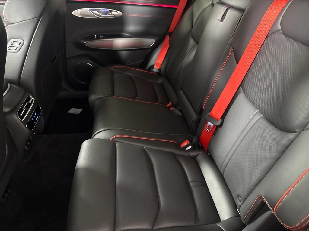 New 2027 Genesis GV70 2.5T Sport Prestige AWD/4WD image 17