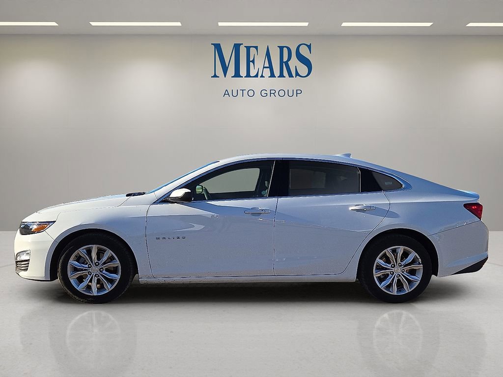 Used 2024 Chevrolet Malibu LT image 2