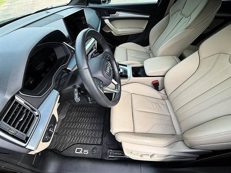 Used 2025 Audi Q5 2.0T Premium Plus AWD/4WD image 22