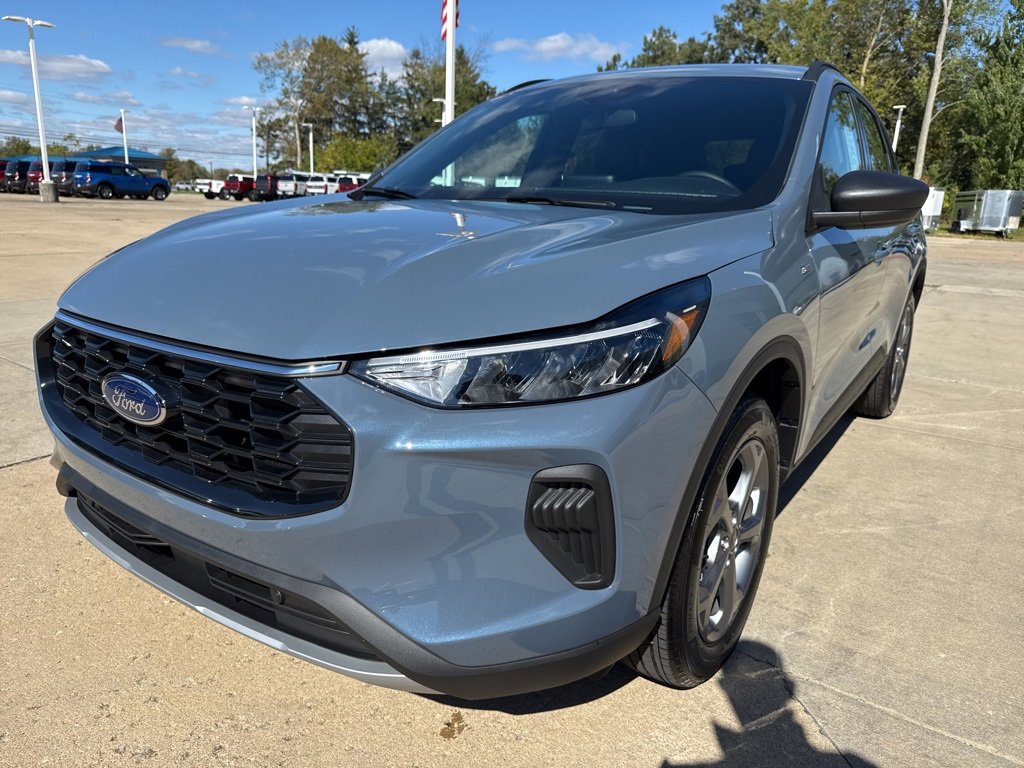 New 2026 Ford Escape ST-Line image 2