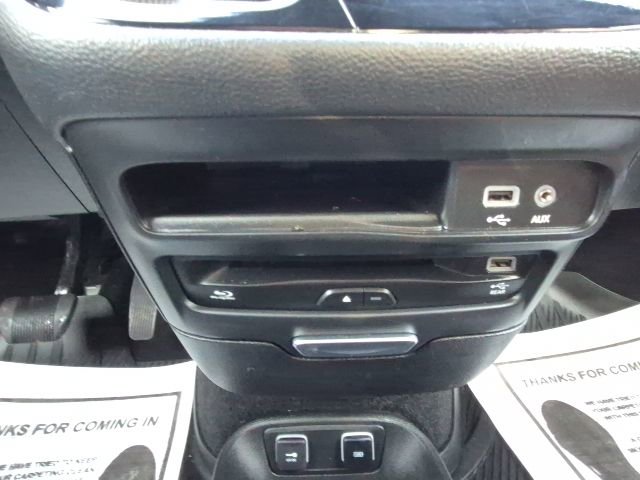 Used 2020 Chrysler Pacifica Limited w/ Advanced Safetytec Group image 39