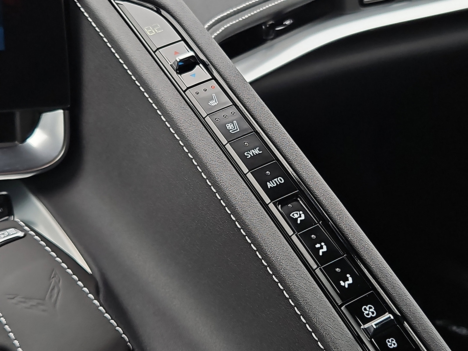 Used 2024 Chevrolet Corvette Stingray Preferred Cpe w/ Z51 Performance Package image 14