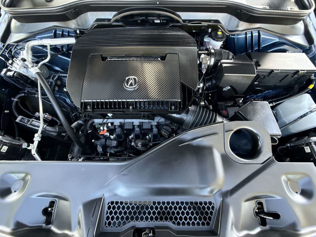 Used 2025 Acura MDX w/ Technology Package FWD image 12