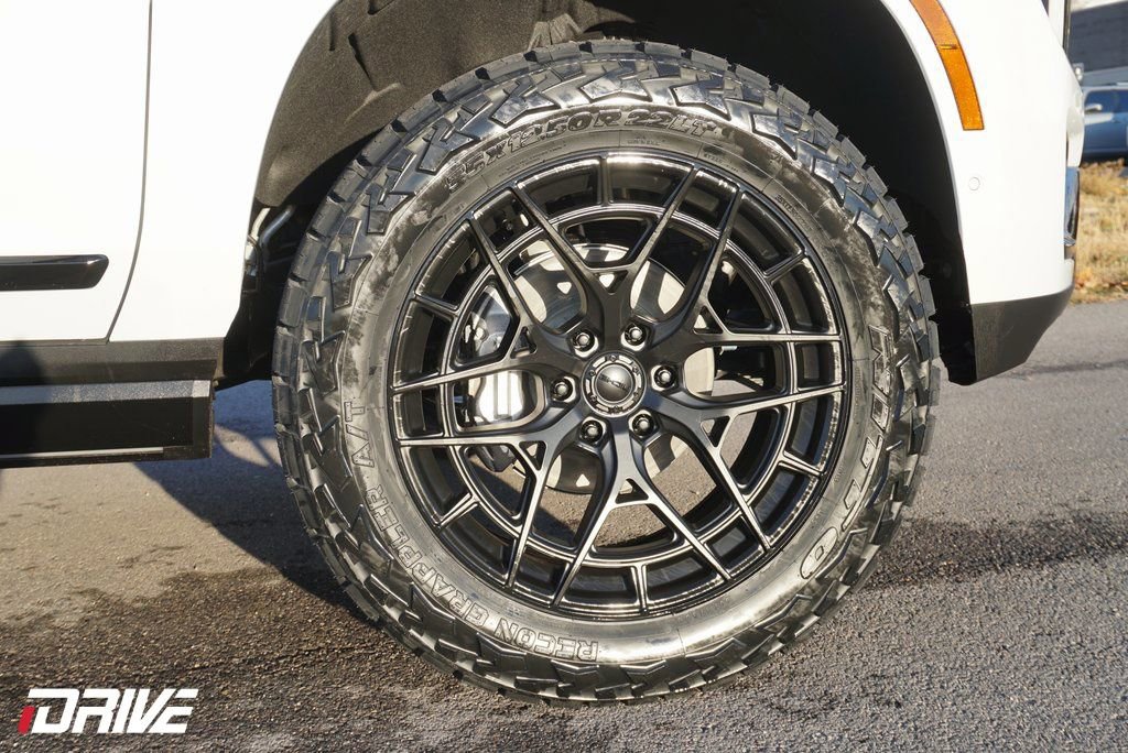 Used 2026 GMC Yukon Denali Ultimate image 13