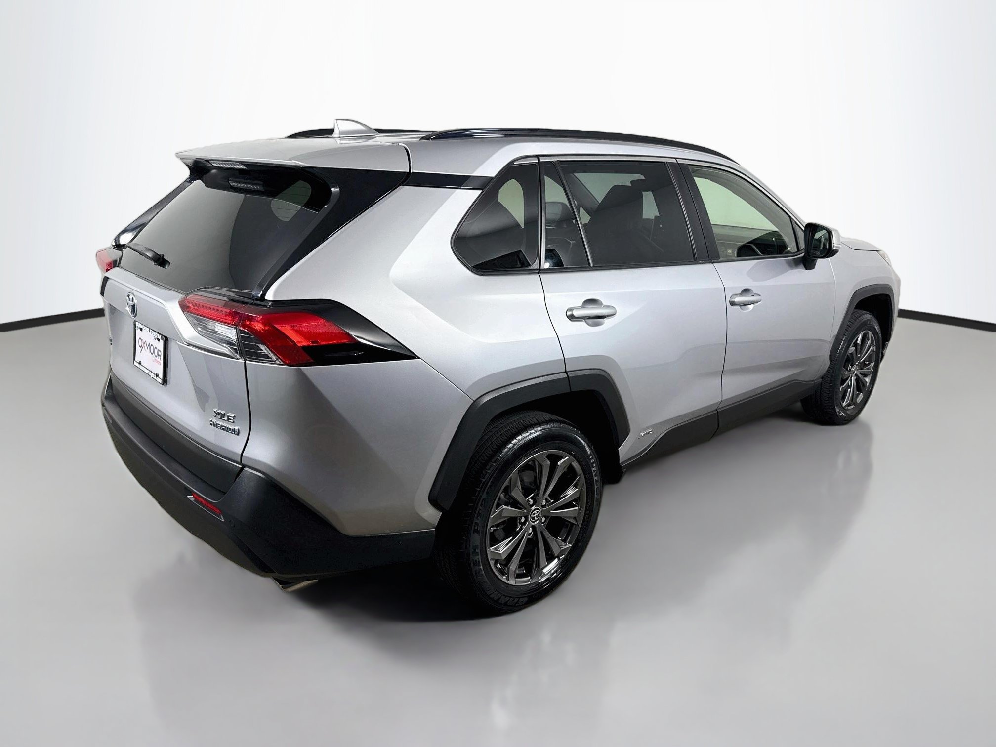 Certified 2022 Toyota RAV4 XLE Premium AWD/4WD image 7