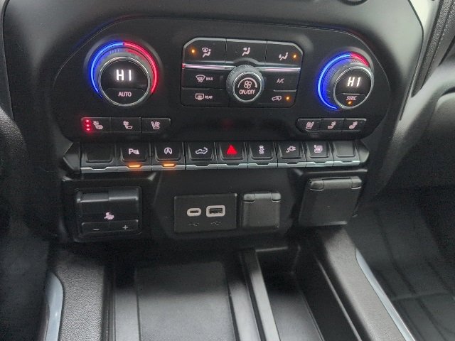 Used 2020 Chevrolet Silverado 1500 LTZ w/ LTZ Convenience Package image 32