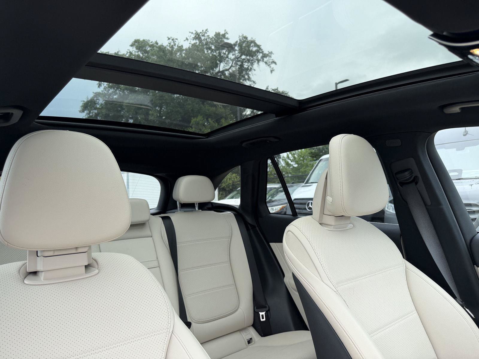 Certified 2026 Mercedes-Benz GLC 300 4MATIC image 33