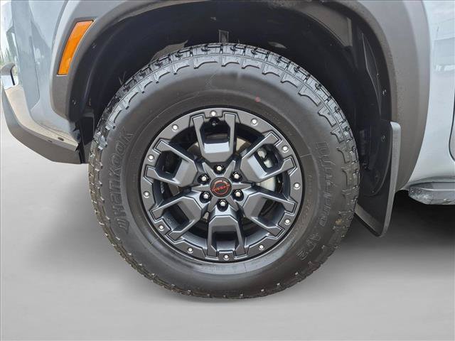 Used 2023 Nissan Frontier PRO-4X w/ Pro-4X Premium Package AWD/4WD image 24