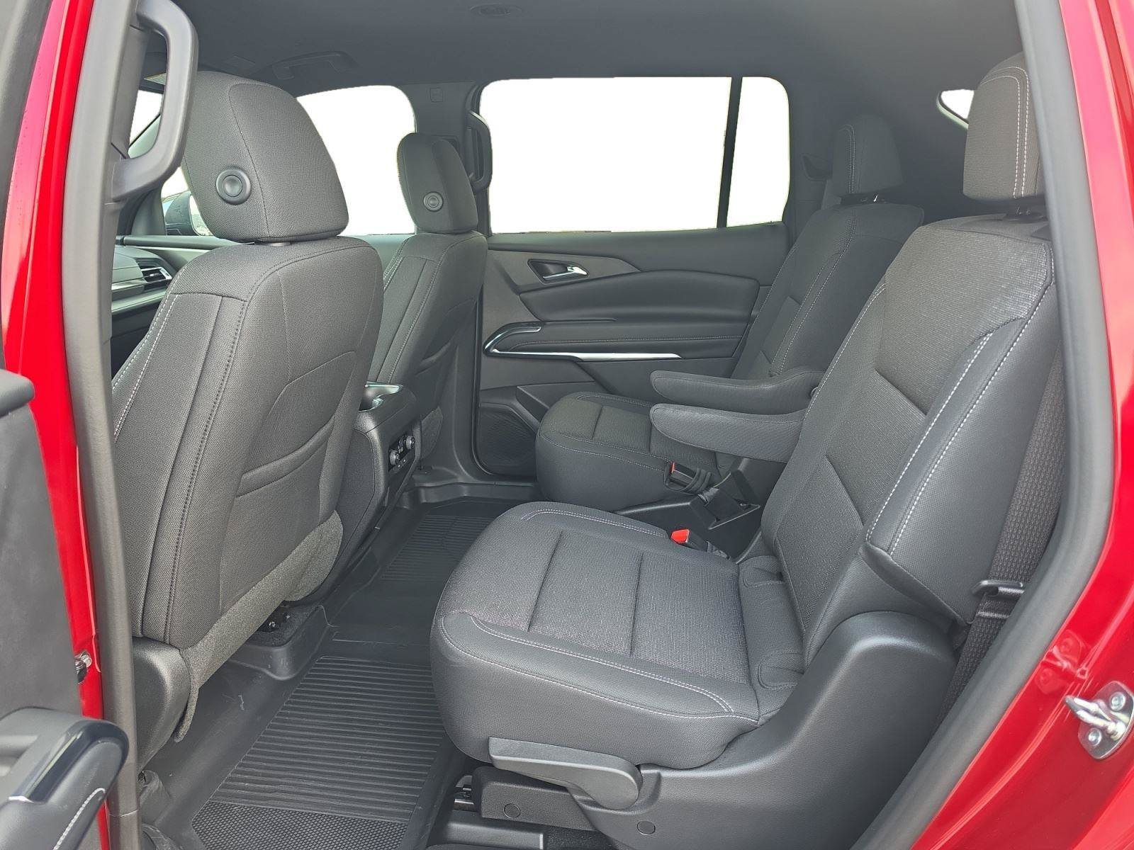 Used 2026 Chevrolet Traverse LT w/ Driver Confidence Package AWD/4WD image 19