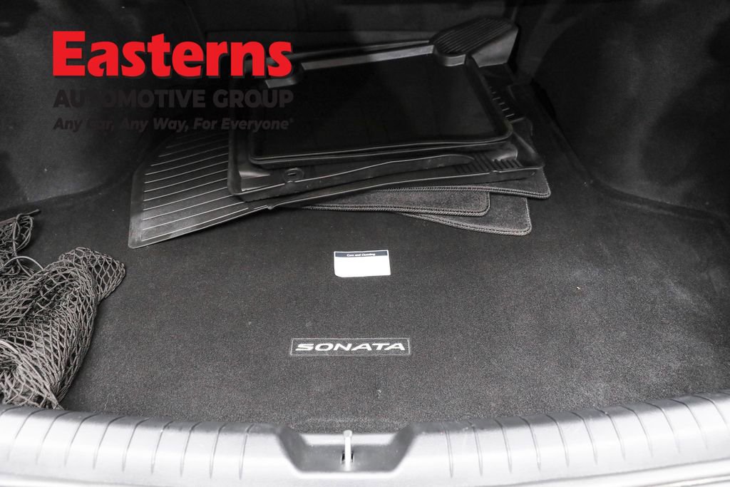 Used 2023 Hyundai Sonata SE image 9