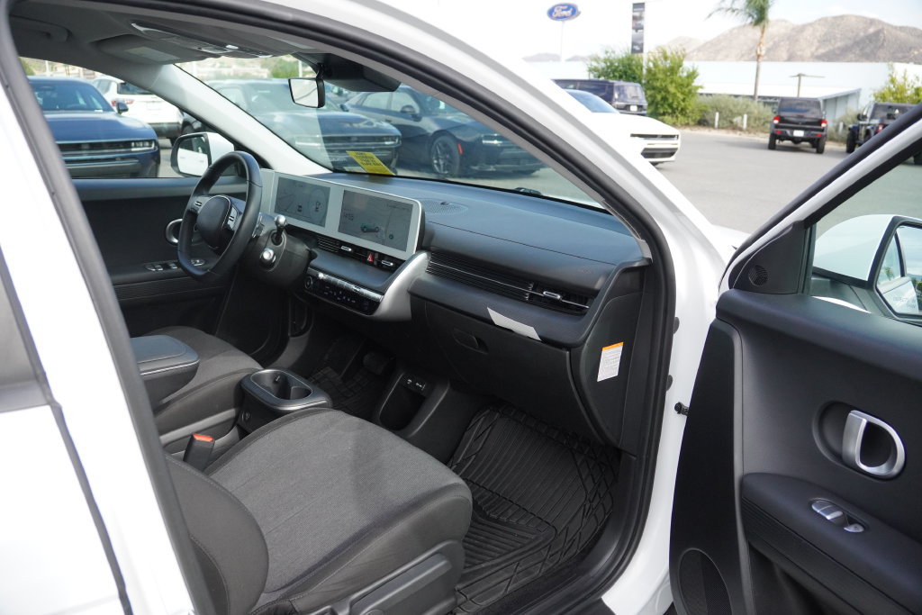 Used 2024 Hyundai Ioniq 5 SE RWD image 31