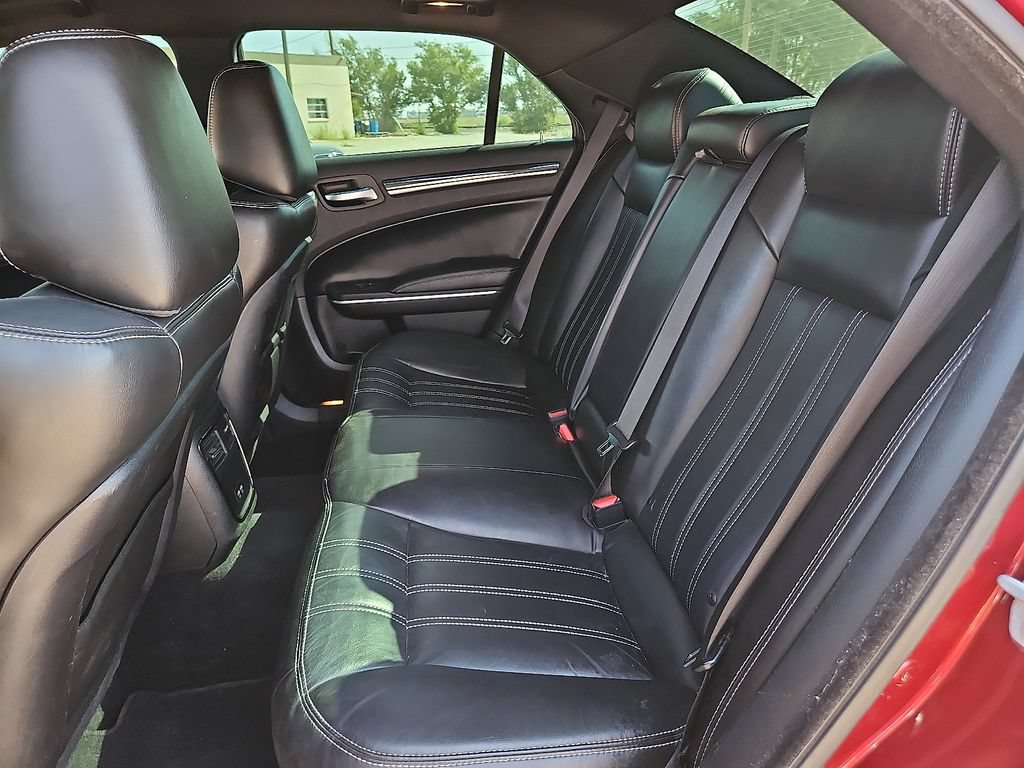 Used 2022 Chrysler 300 S RWD image 11