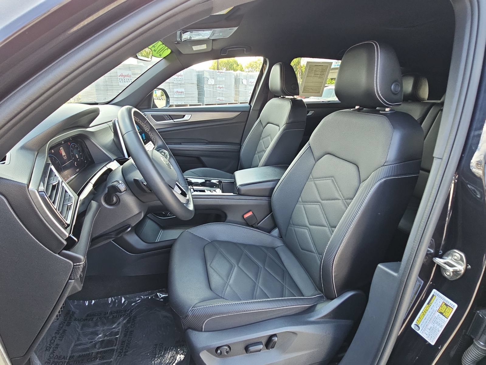 Used 2024 Volkswagen Atlas Cross Sport SE AWD/4WD image 15