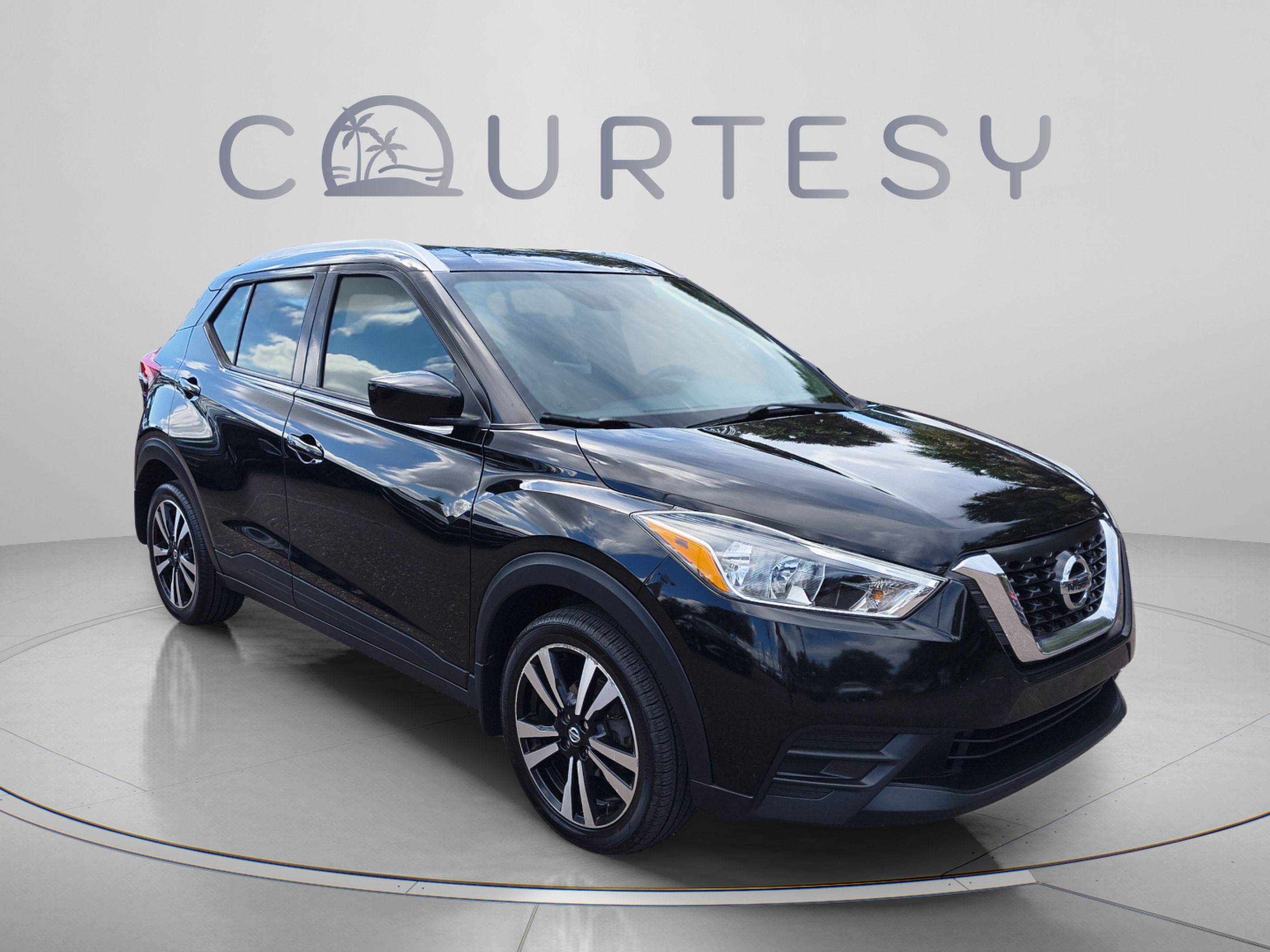 Used 2019 Nissan Kicks SV FWD image 9
