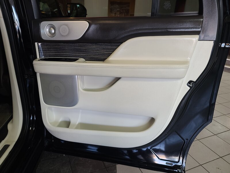 Used 2020 Lincoln Navigator L Black Label image 24