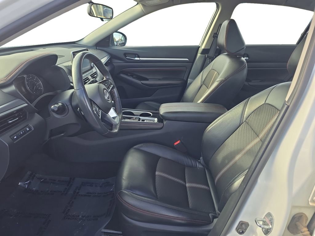 Used 2023 Nissan Altima 2.5 SR image 10