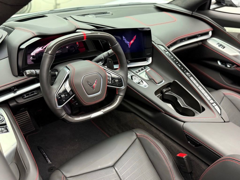 Used 2024 Chevrolet Corvette Z06 w/ Z07 Performance Package image 3