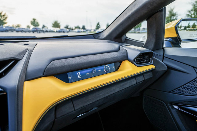 Used 2026 Lamborghini Temerario AWD/4WD image 33