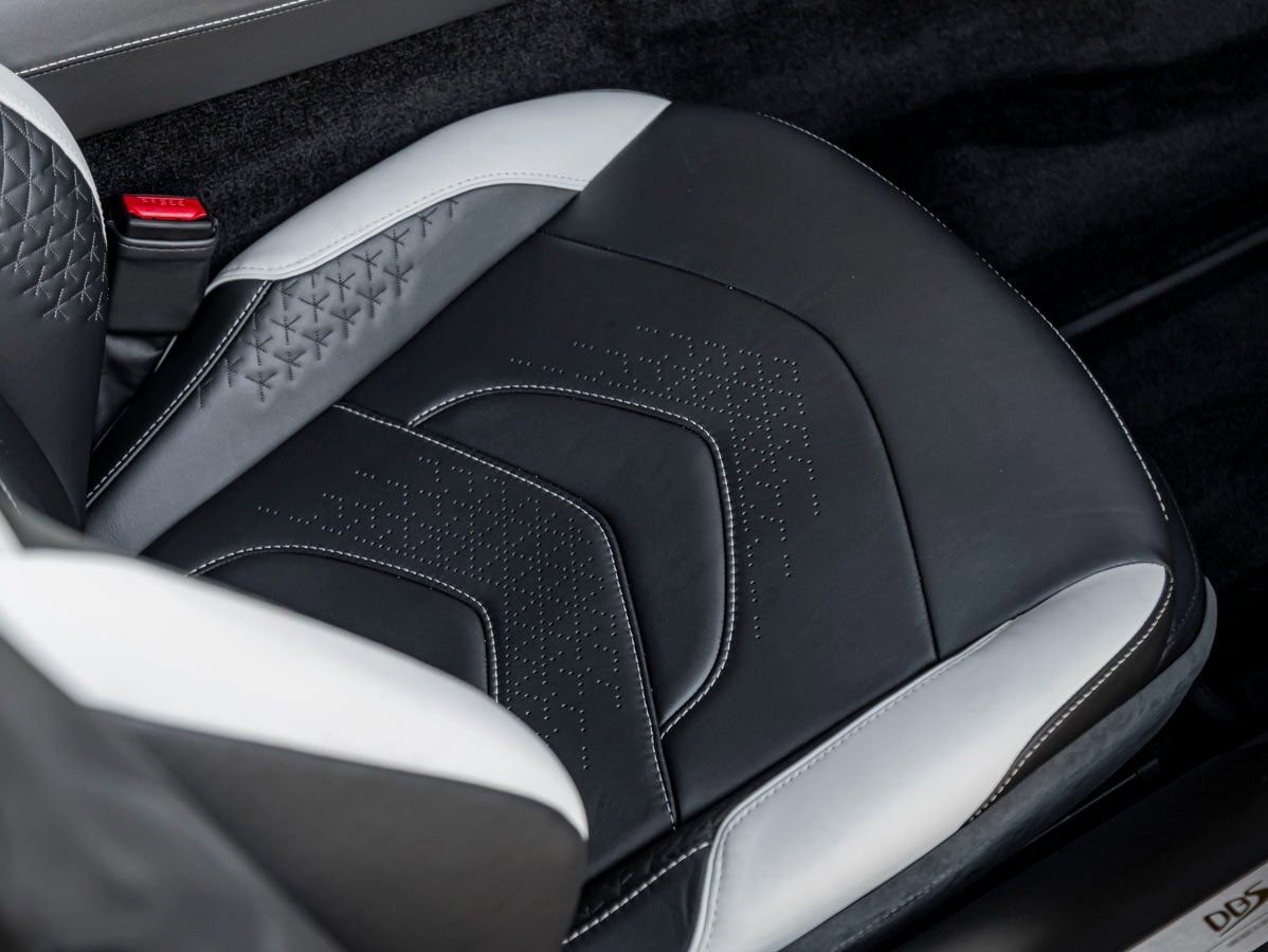 Used 2022 Aston Martin DBS Superleggera image 24