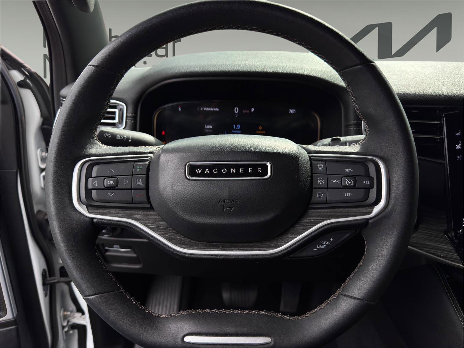 Used 2022 Jeep Wagoneer Series II AWD/4WD image 11