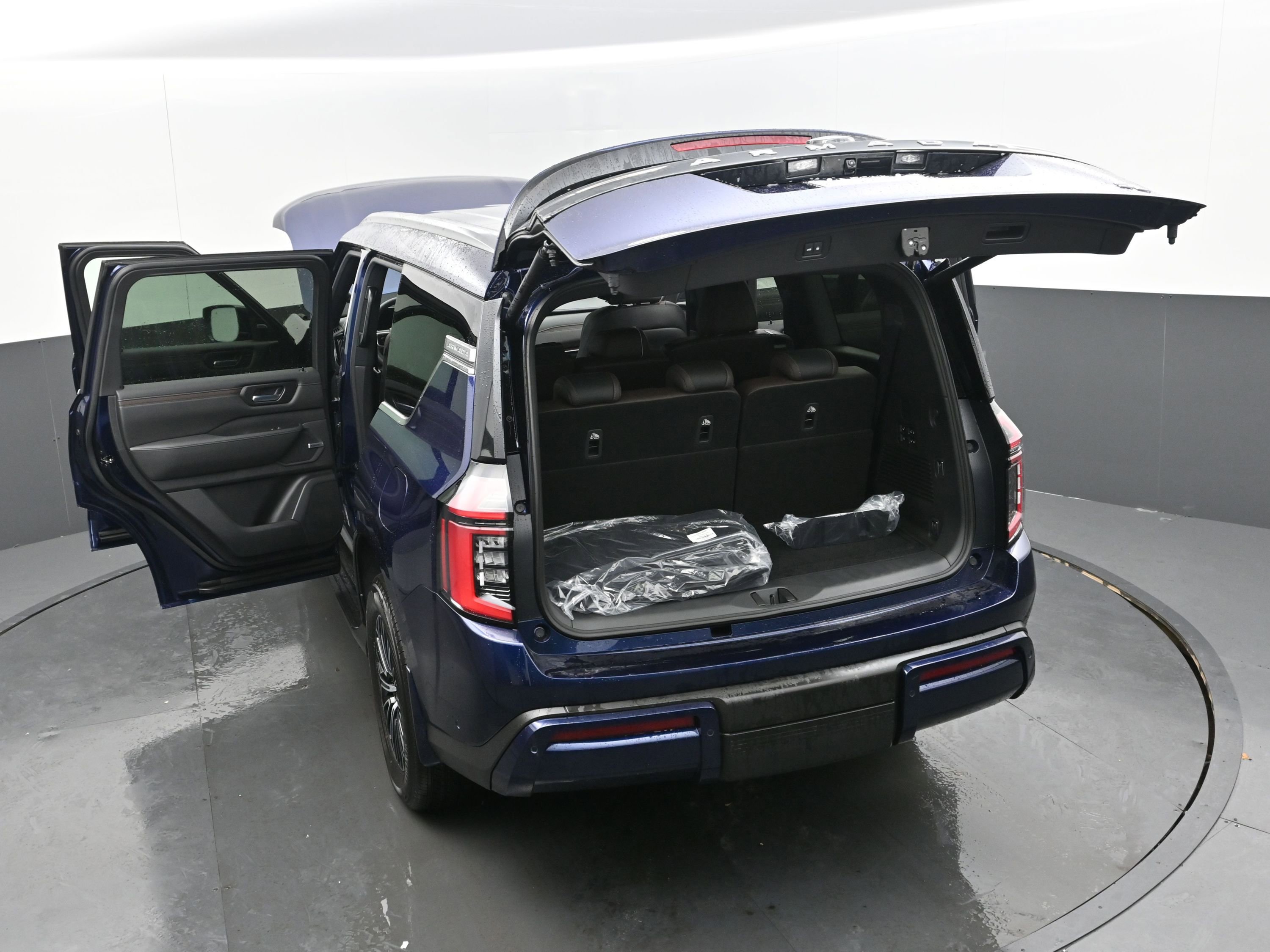 New 2025 Nissan Armada SL image 43