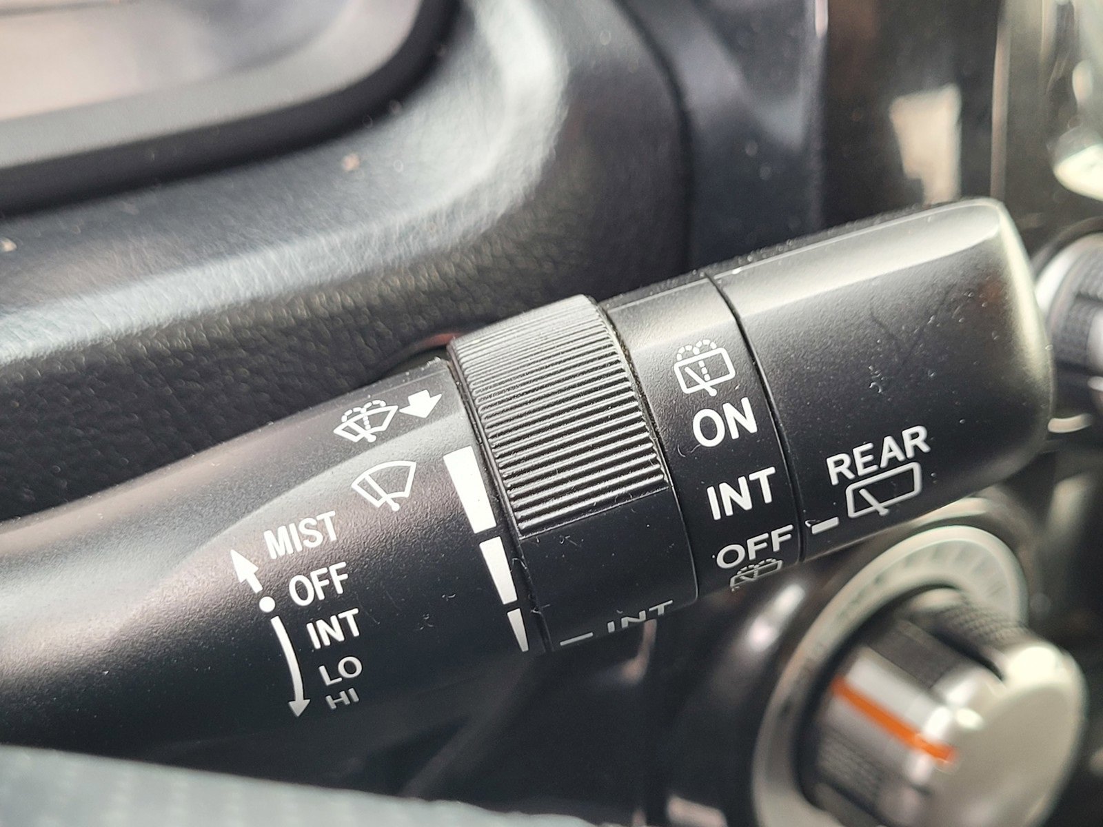 Used 2024 Toyota 4Runner TRD Off-Road Premium image 29