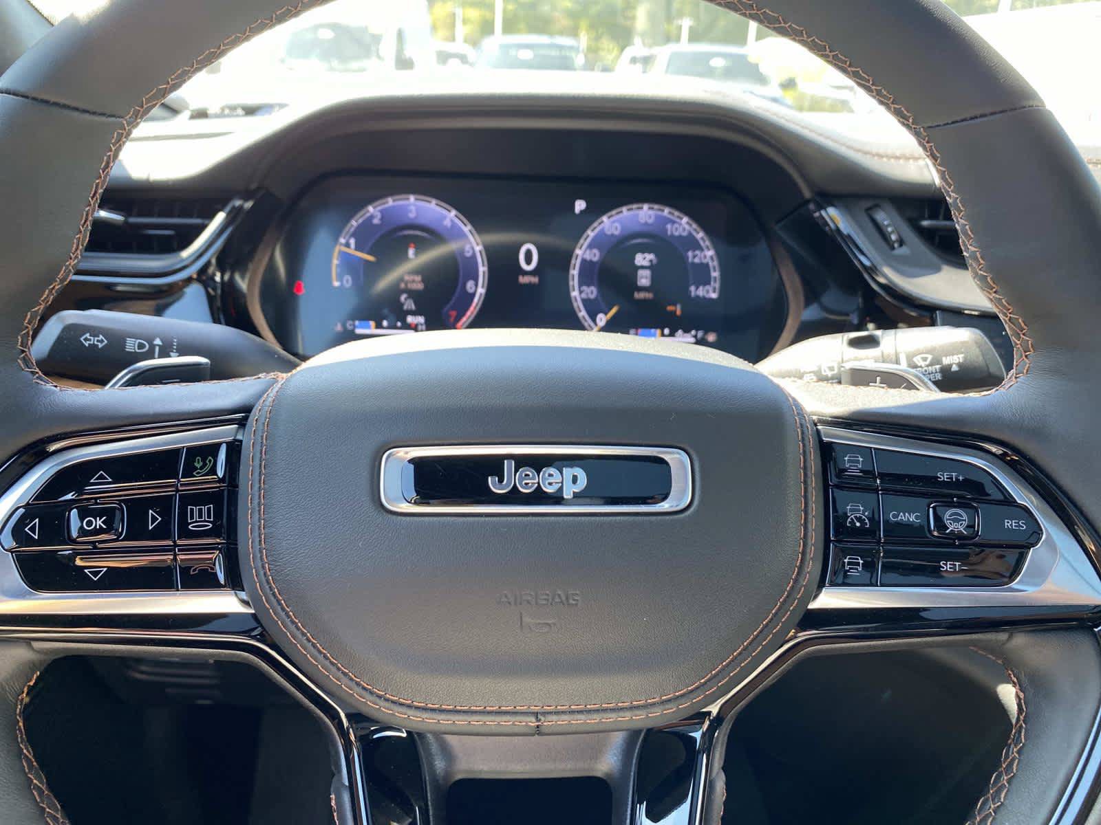 New 2027 Jeep Grand Cherokee L Summit w/ Obsidian Package AWD/4WD image 15