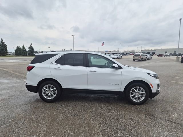 Used 2024 Chevrolet Equinox LT FWD image 4