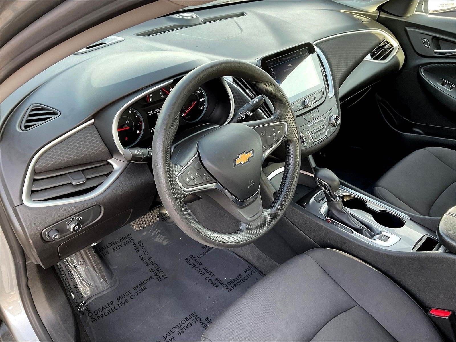 Used 2024 Chevrolet Malibu LT FWD image 16
