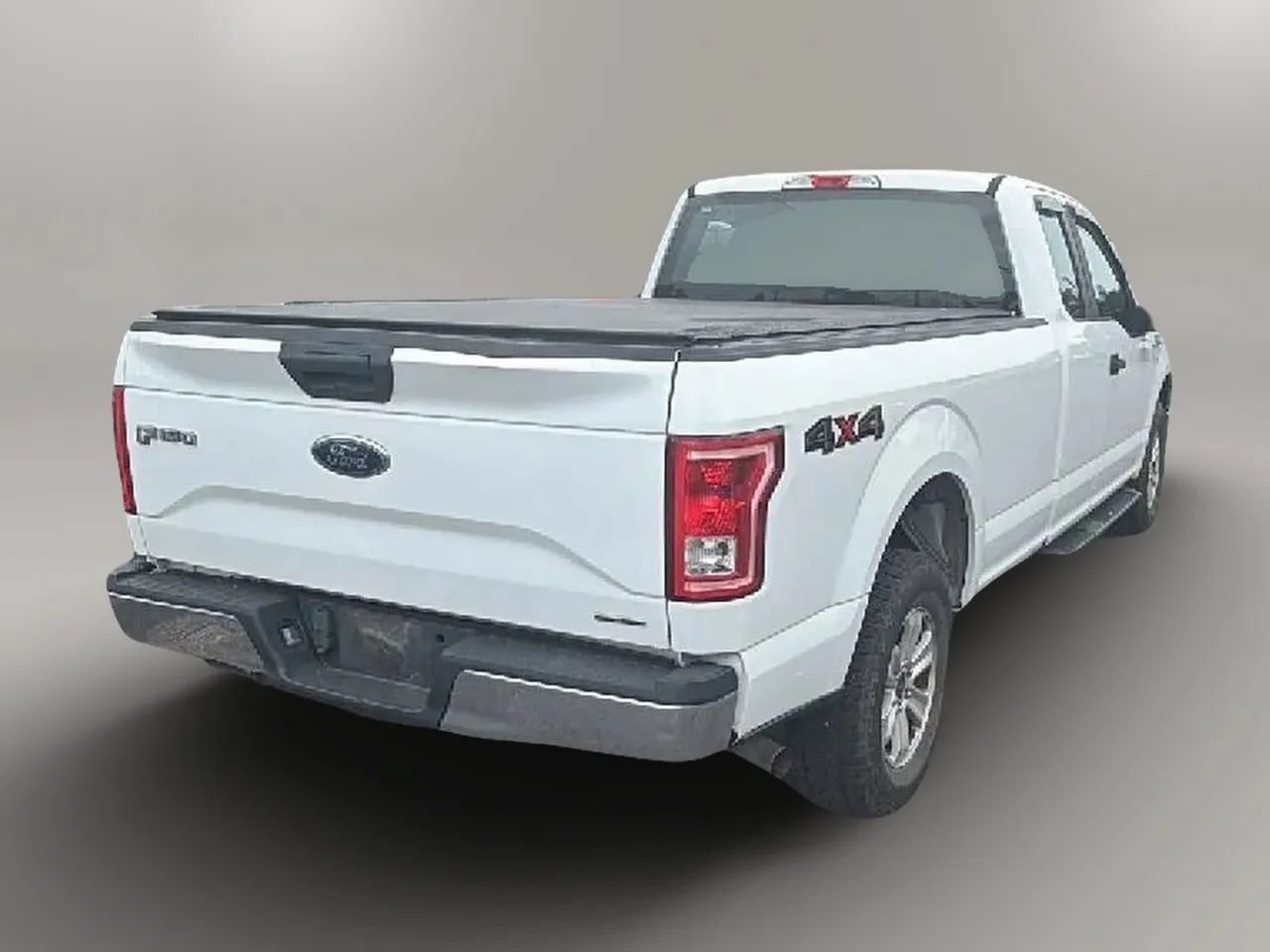 Used 2016 Ford F150 XL w/ Equipment Group 101A Mid AWD/4WD image 5