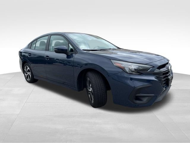 Used 2025 Subaru Legacy Premium w/ Popular Package #1A AWD/4WD image 8
