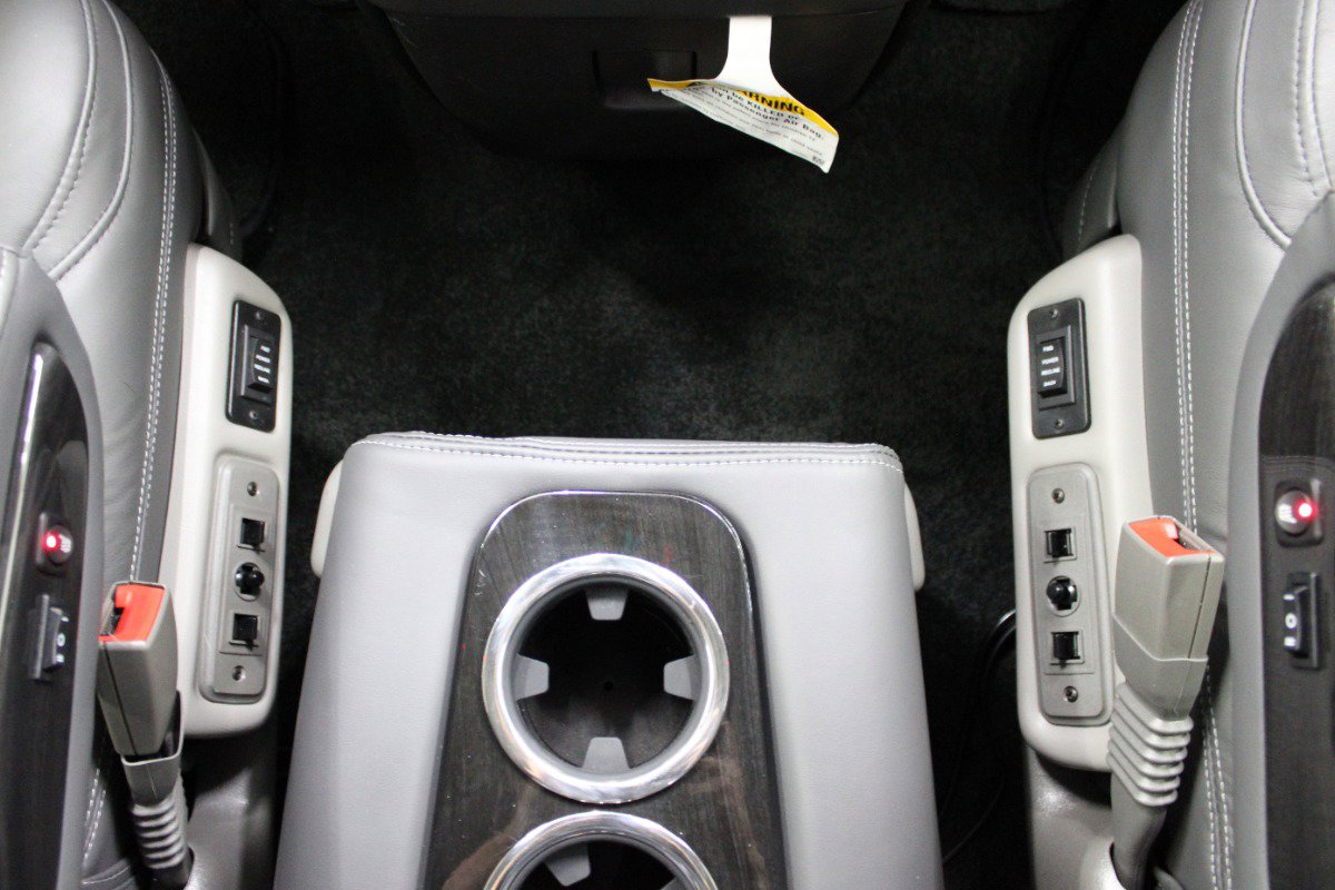 Used 2025 Chevrolet Express 2500 Extended w/ Driver Convenience Package image 33