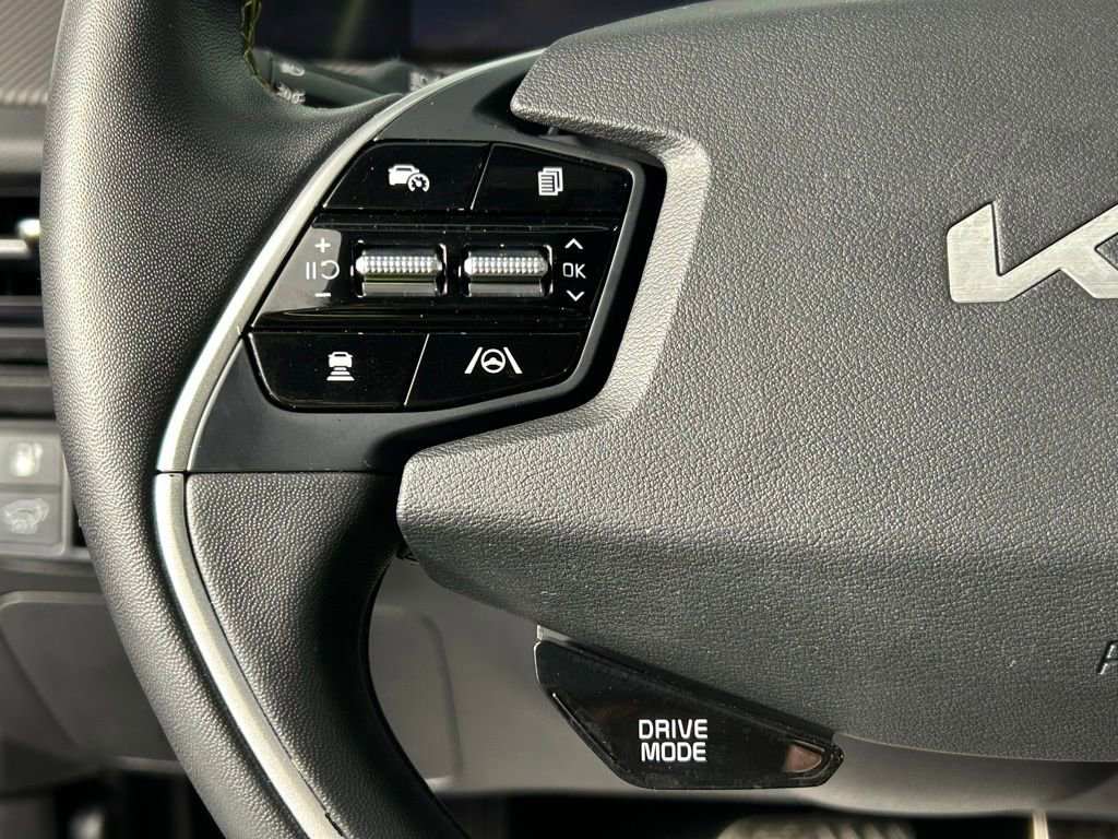 Used 2023 Kia EV6 GT image 28