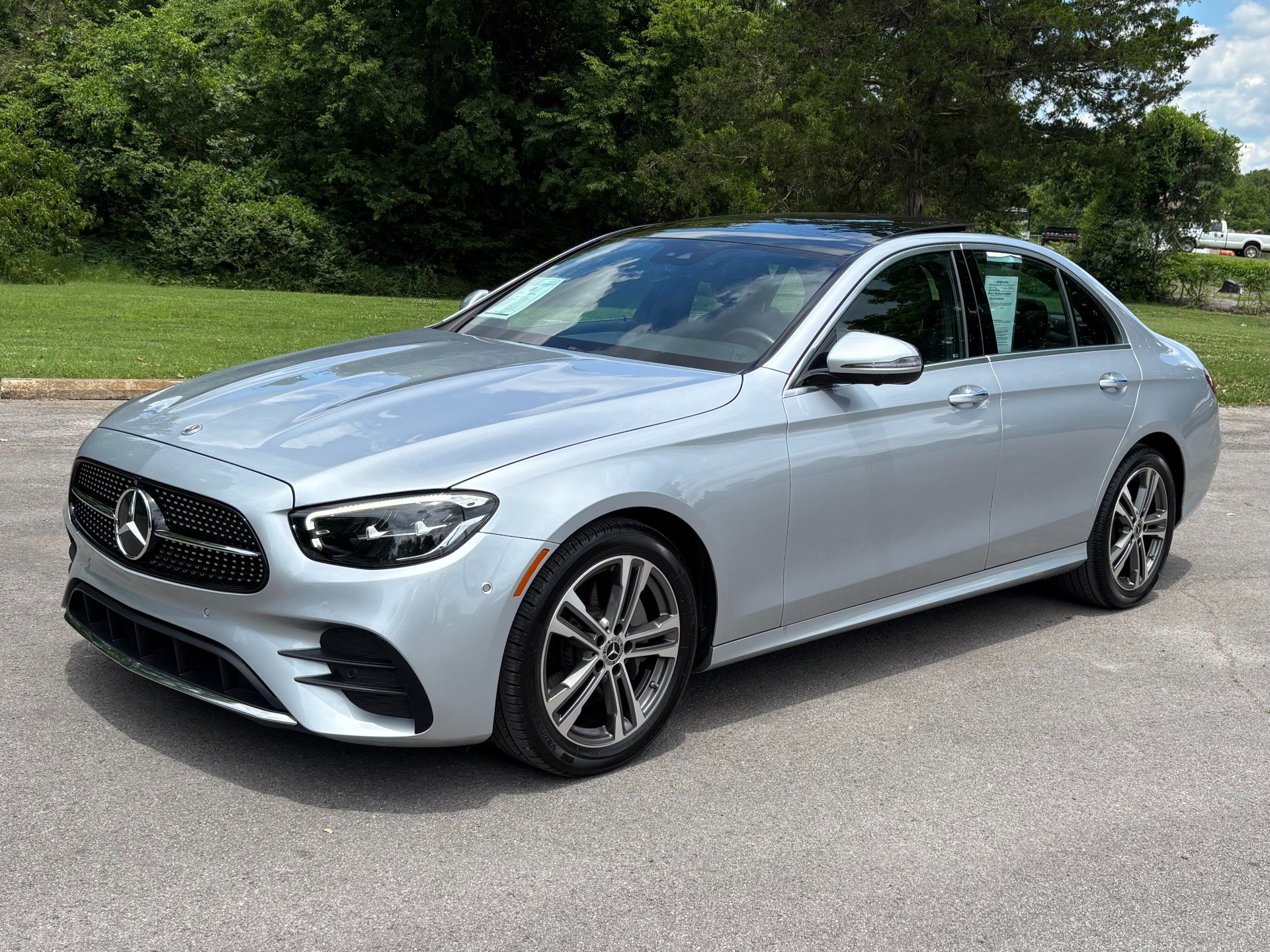 Used 2022 Mercedes-Benz E 350 4MATIC Sedan video 2