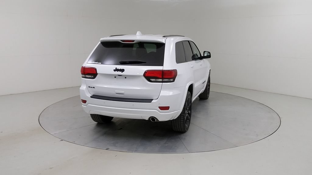 Used 2019 Jeep Grand Cherokee Altitude AWD/4WD image 15