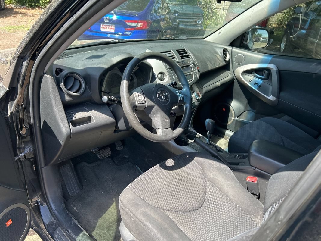 Used 2007 Toyota RAV4 Sport AWD/4WD image 2