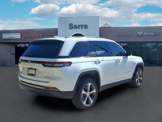 Used 2026 Jeep Grand Cherokee Limited AWD/4WD image 7