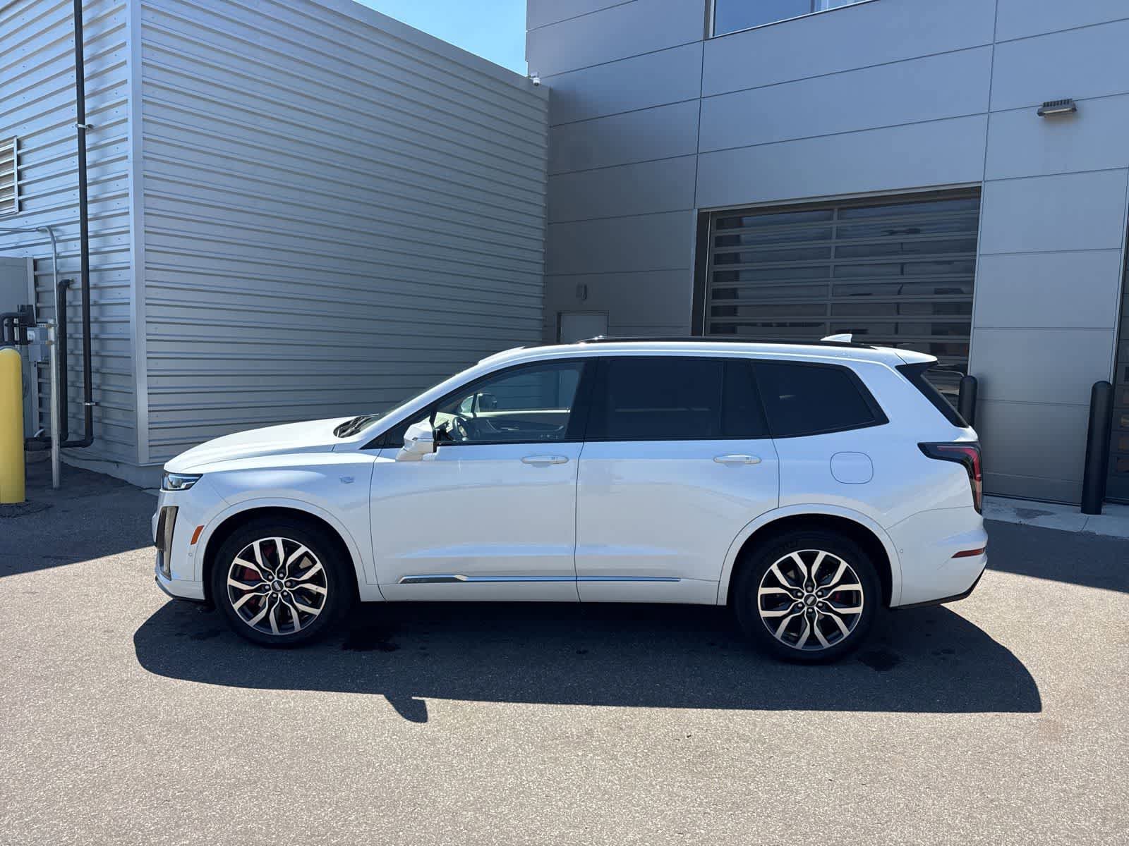 Used 2022 Cadillac XT6 Sport w/ Platinum Package AWD/4WD video 2