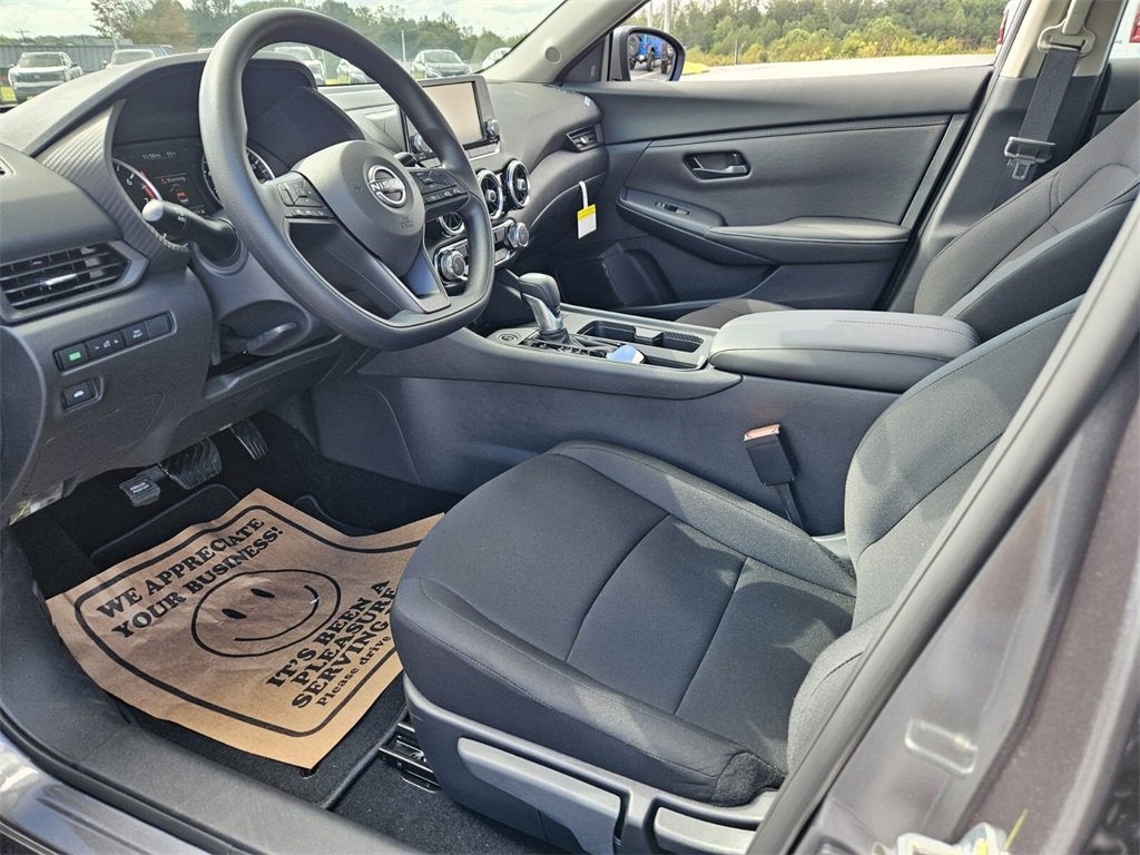 New 2025 Nissan Sentra S image 4