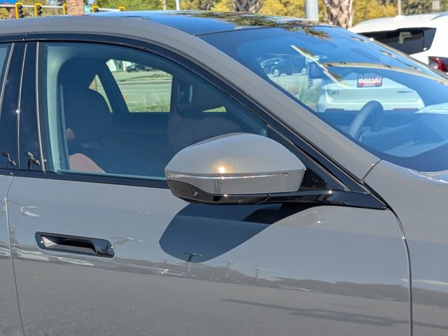 New 2026 BMW 760i xDrive w/ Luxury Rear Seating Package image 12