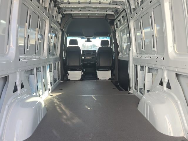 Used 2025 Mercedes-Benz Sprinter 2500 image 11