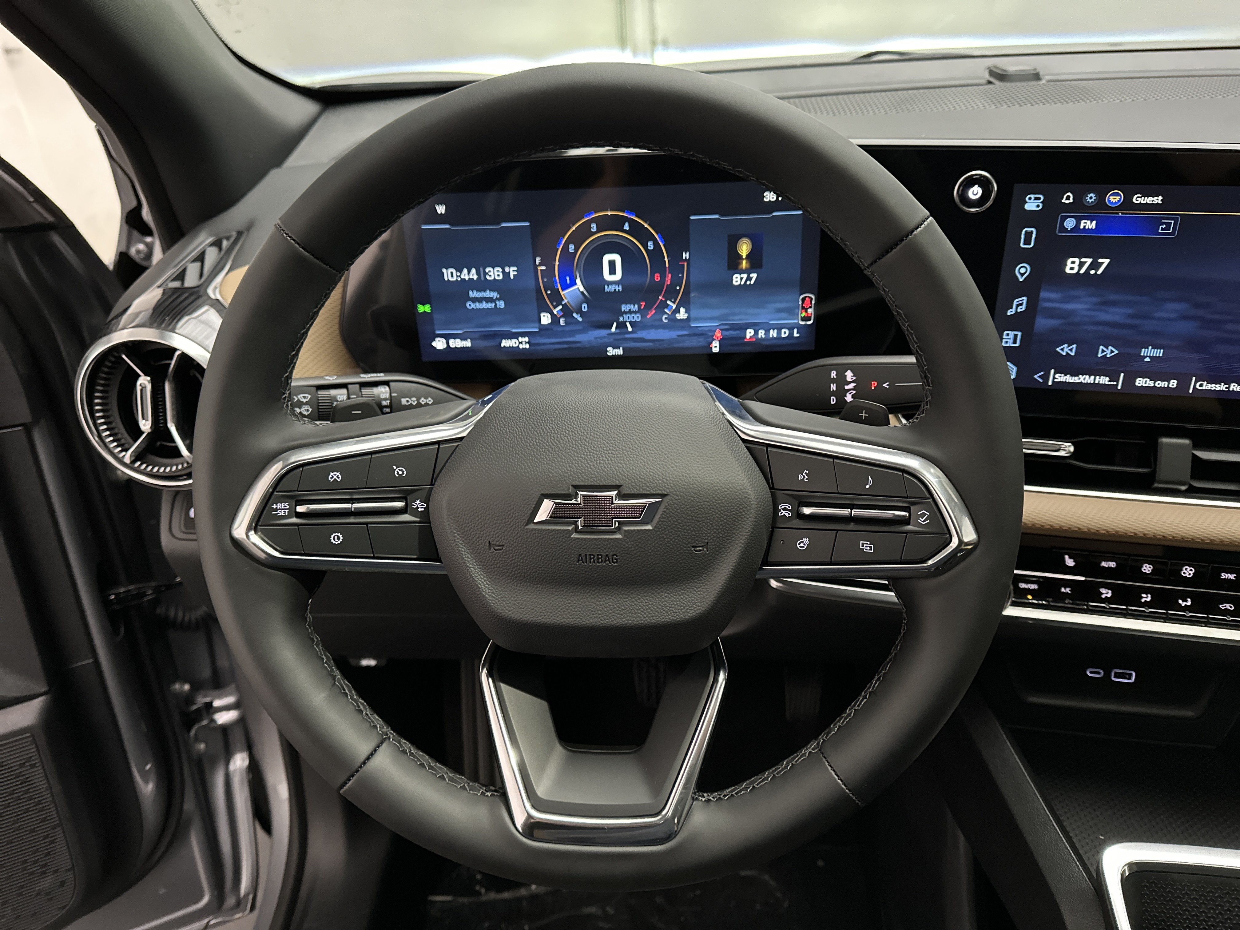 New 2027 Chevrolet Equinox ACTIV w/ Safety and Technology Package AWD/4WD image 28